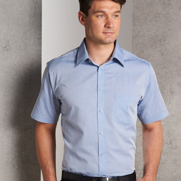 WINNING SPIRIT Men's Fine Chambray Short Sleeve Shirt Thumbnail